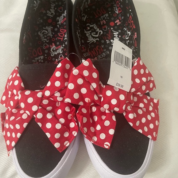 Brand new Disney Minnie Mouse sneakers from Disney Parks. Never worn - Picture 2 of 4
